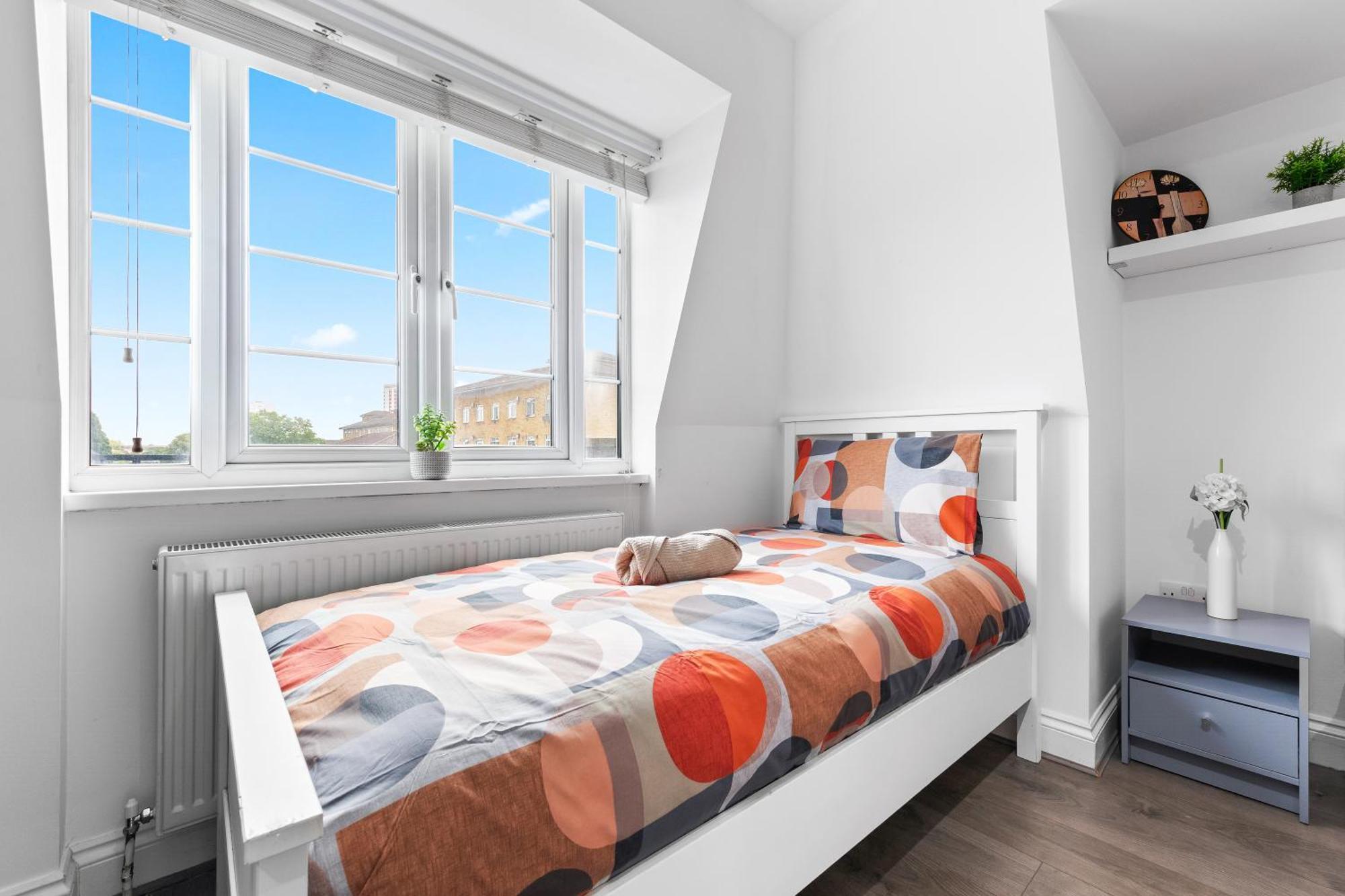 Central London Two Bedroom Serviced Apartment - Nine Elms Luxury Stay - Vauxhall & Westminster Exteriör bild