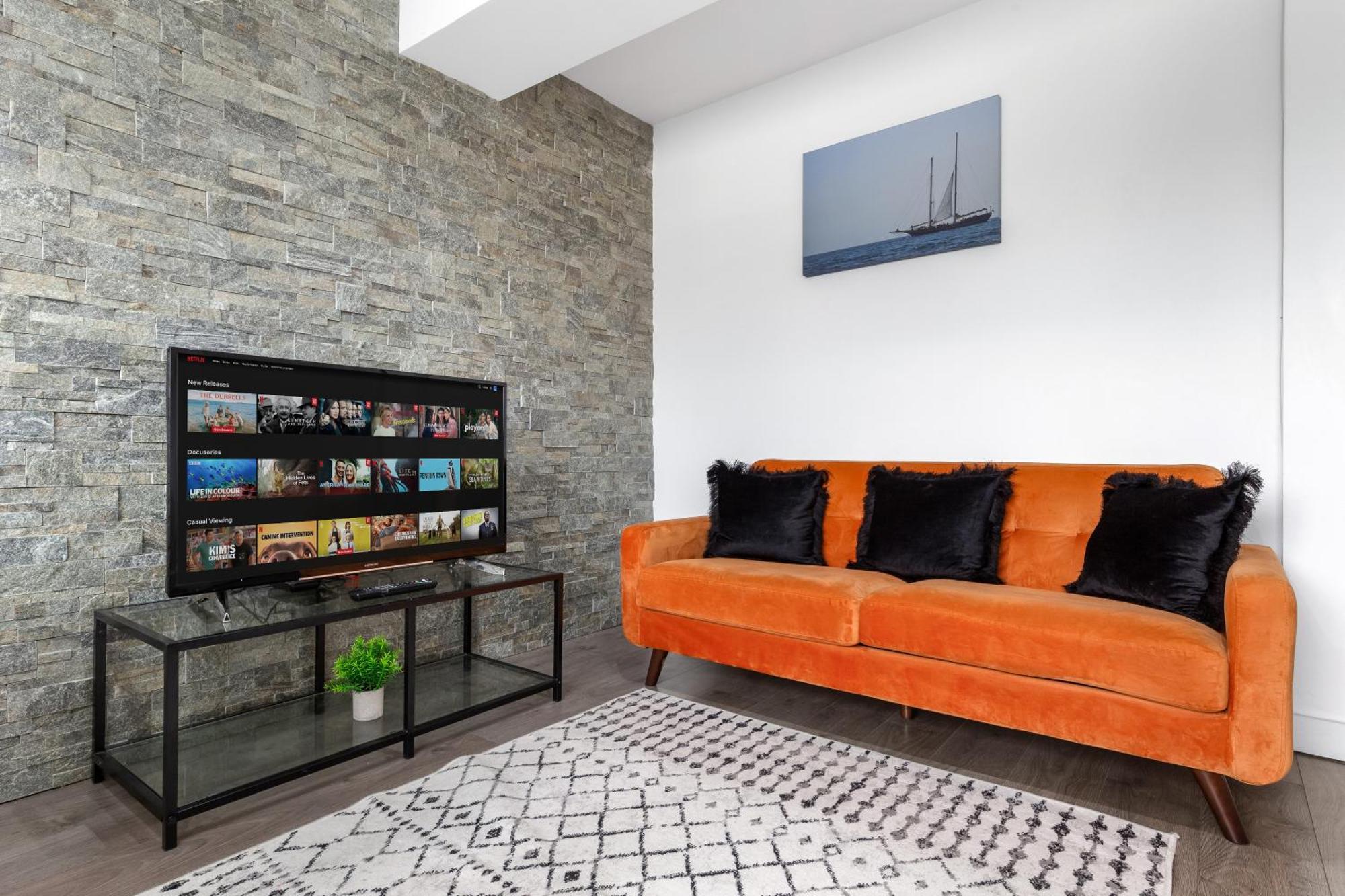 Central London Two Bedroom Serviced Apartment - Nine Elms Luxury Stay - Vauxhall & Westminster Exteriör bild