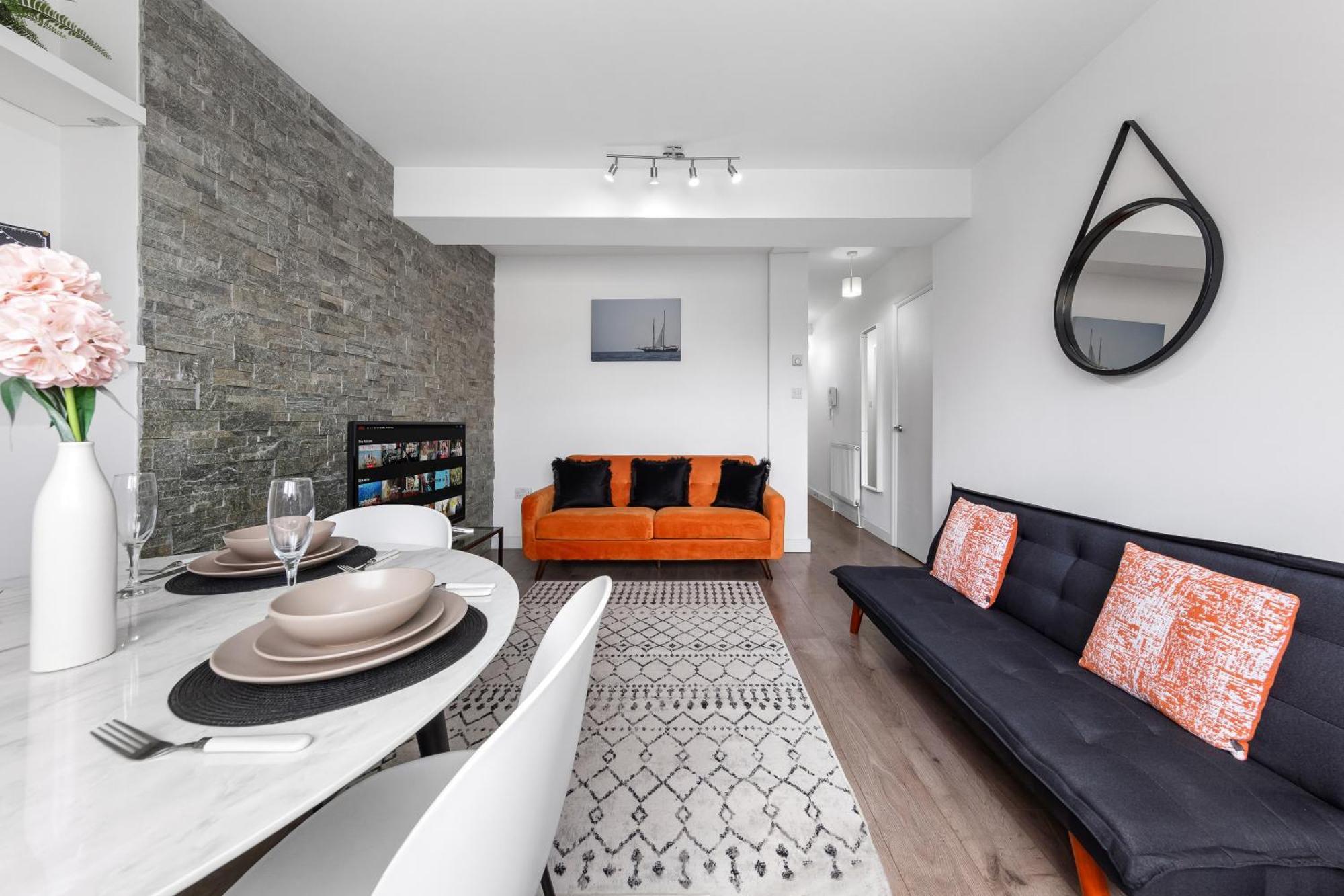 Central London Two Bedroom Serviced Apartment - Nine Elms Luxury Stay - Vauxhall & Westminster Exteriör bild