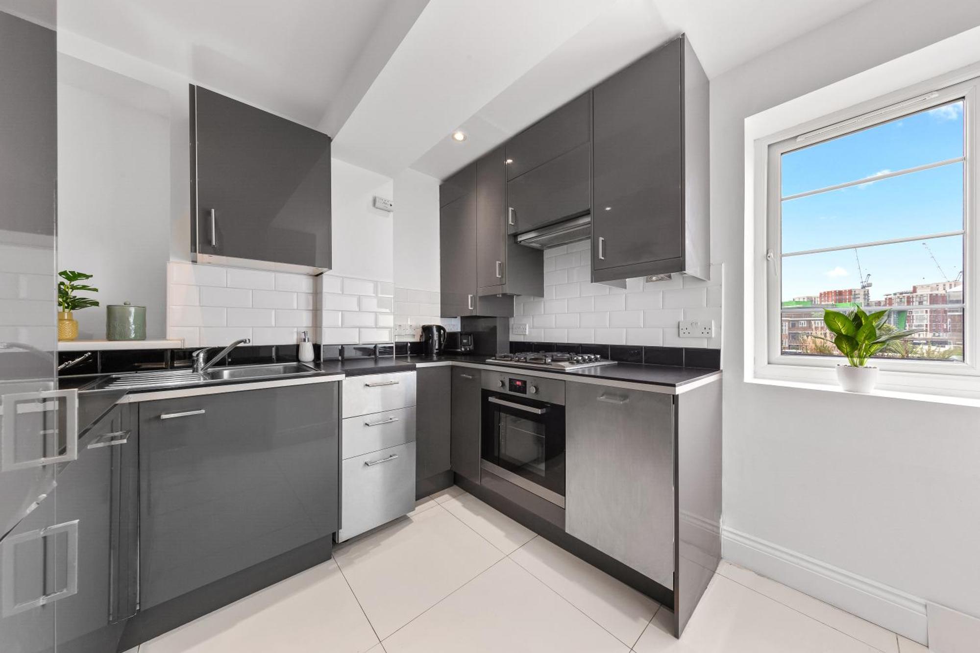 Central London Two Bedroom Serviced Apartment - Nine Elms Luxury Stay - Vauxhall & Westminster Exteriör bild