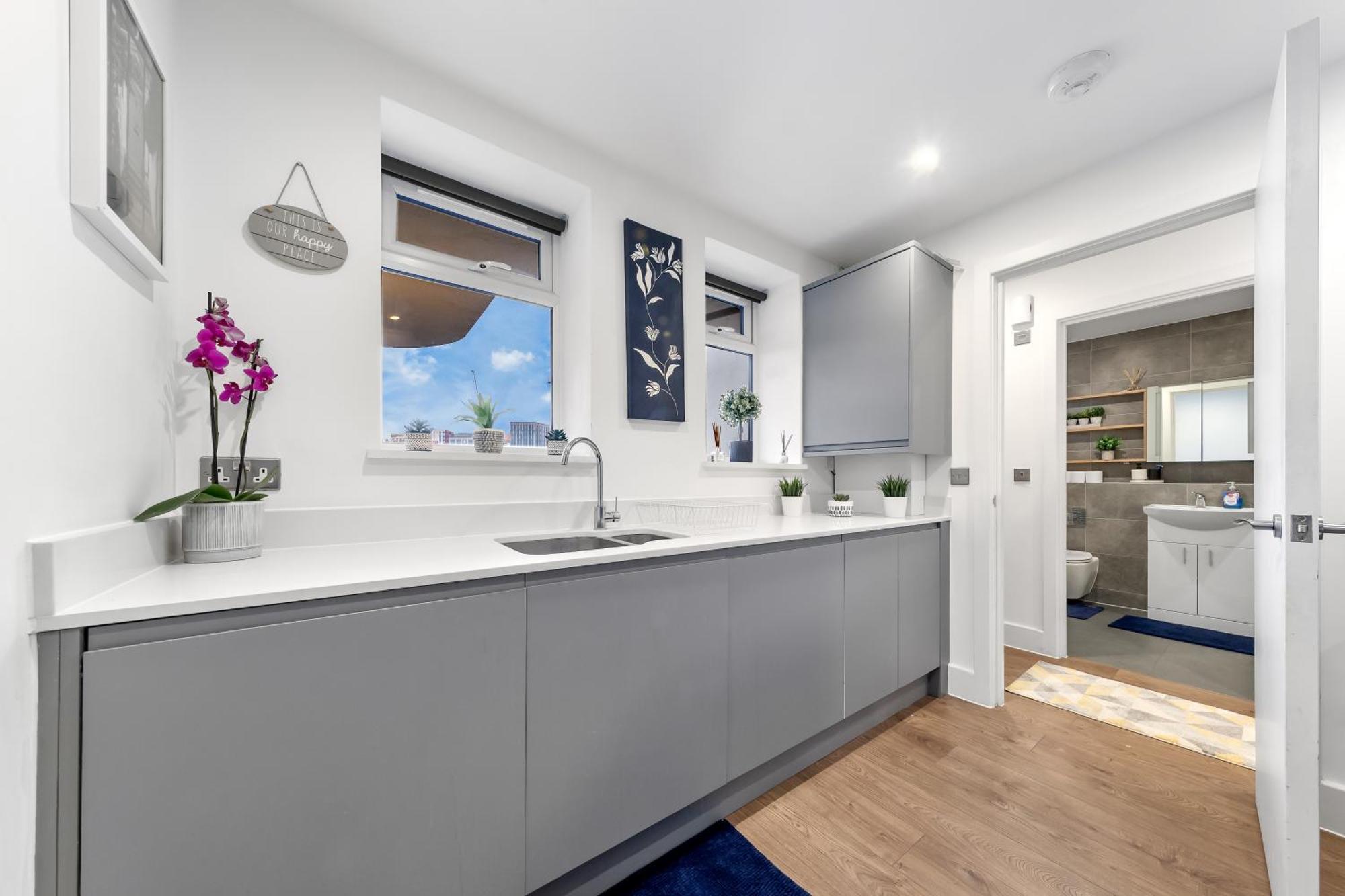 Central London Two Bedroom Serviced Apartment - Nine Elms Luxury Stay - Vauxhall & Westminster Exteriör bild