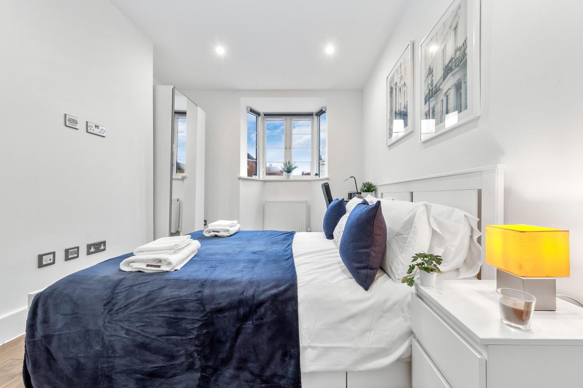 Central London Two Bedroom Serviced Apartment - Nine Elms Luxury Stay - Vauxhall & Westminster Exteriör bild